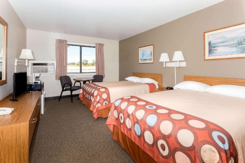 Super 8 by Wyndham Cos/Hwy. 24 E/PAFB Area image 14